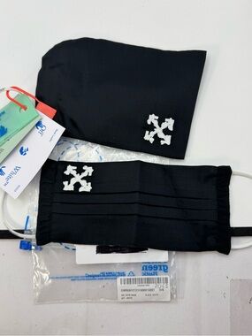 OW Satin Mask - Black & Off-White